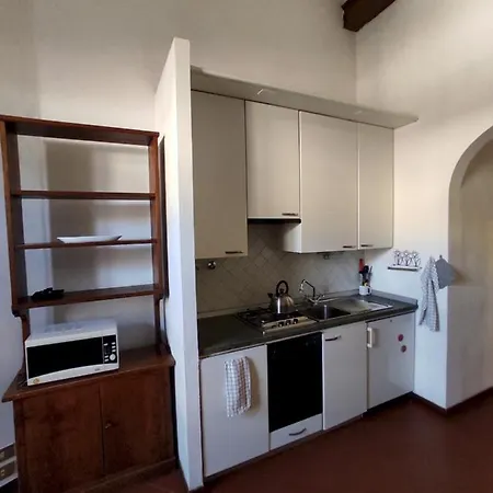 Toscanella 5 *