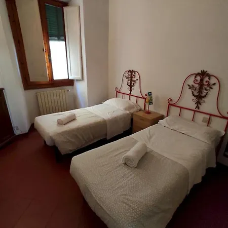 Toscanella 5 Apartment *